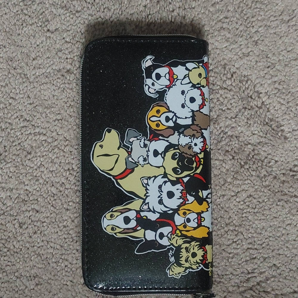 Marc Tetro zip around wallet